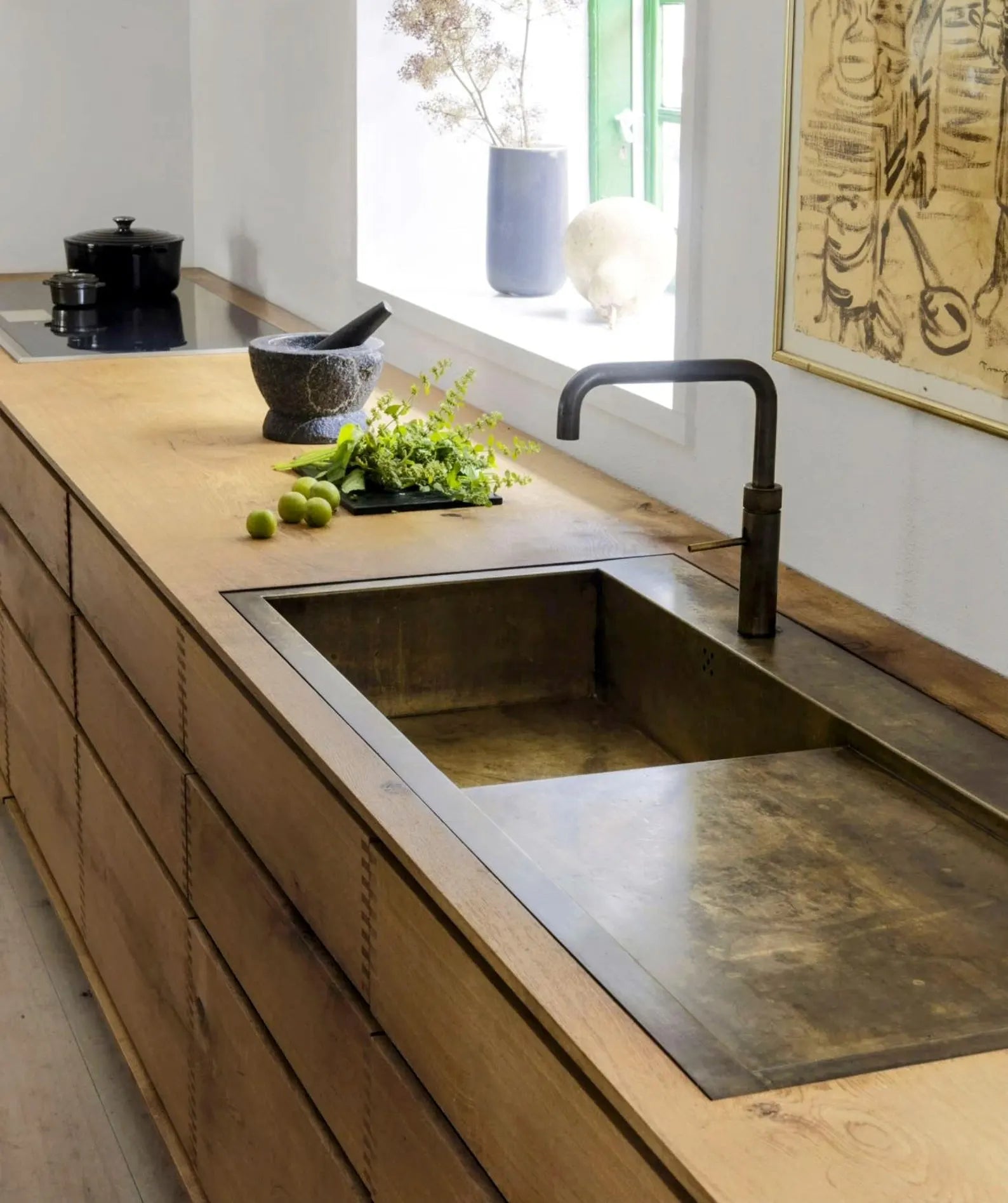 Bespoke Living-Finish Brass Sink: Hand-Crafted Kitchen Workstation with Fluted Drain Board