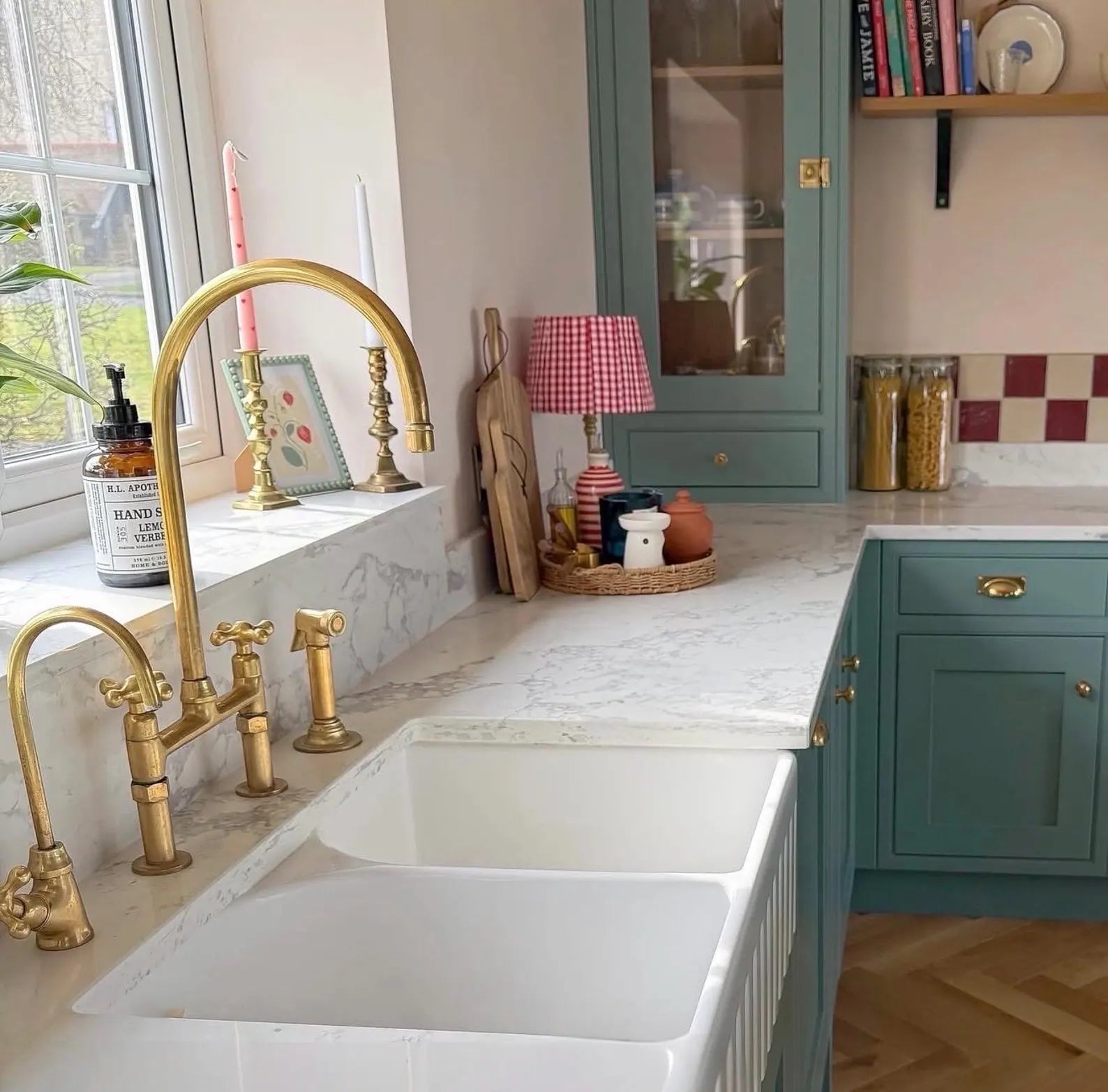 THE MEDINA ROYAL: Hand-Forged Unlacquered Brass Bridge System