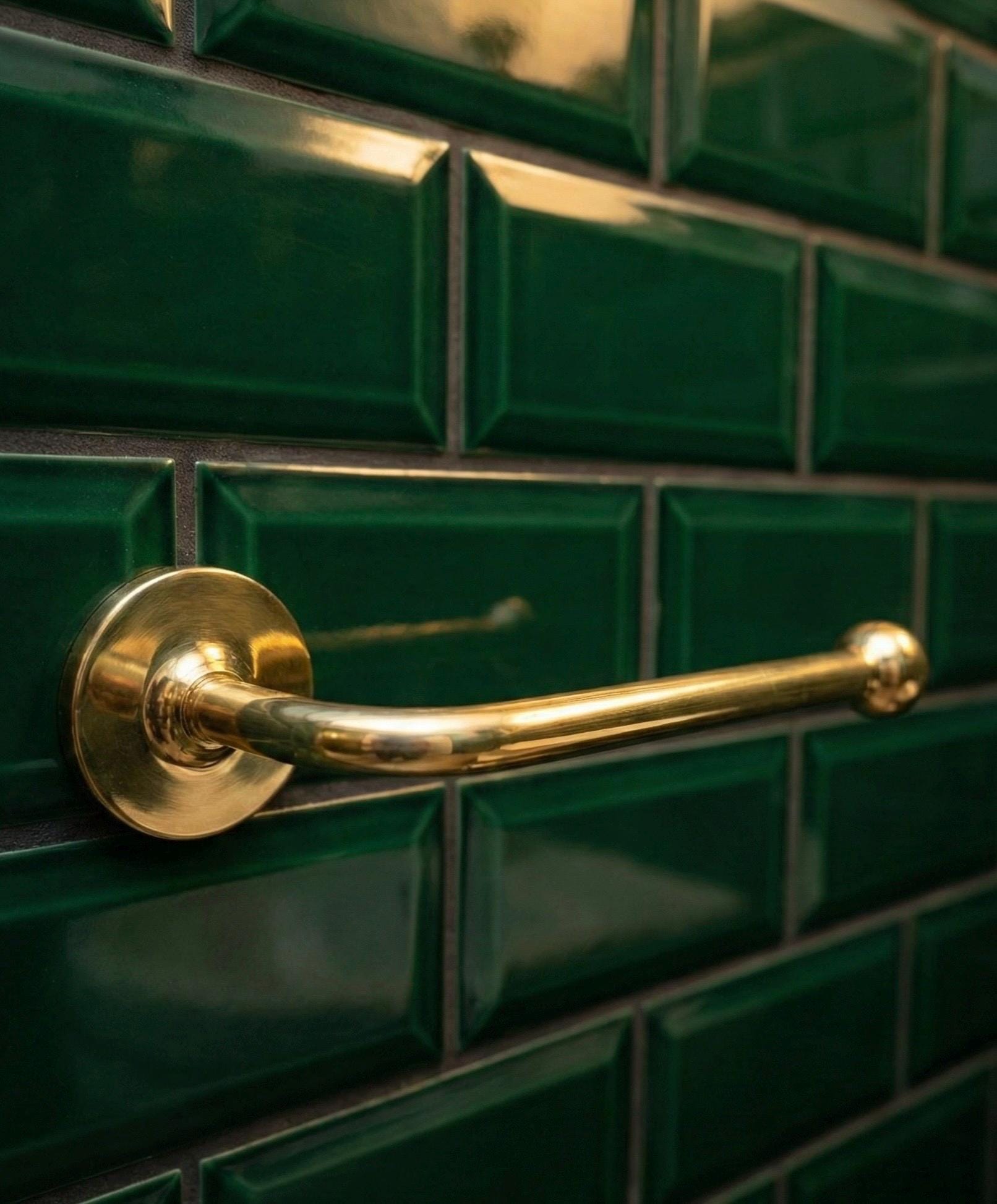 Vintage Style Brass Toilet Paper Holder